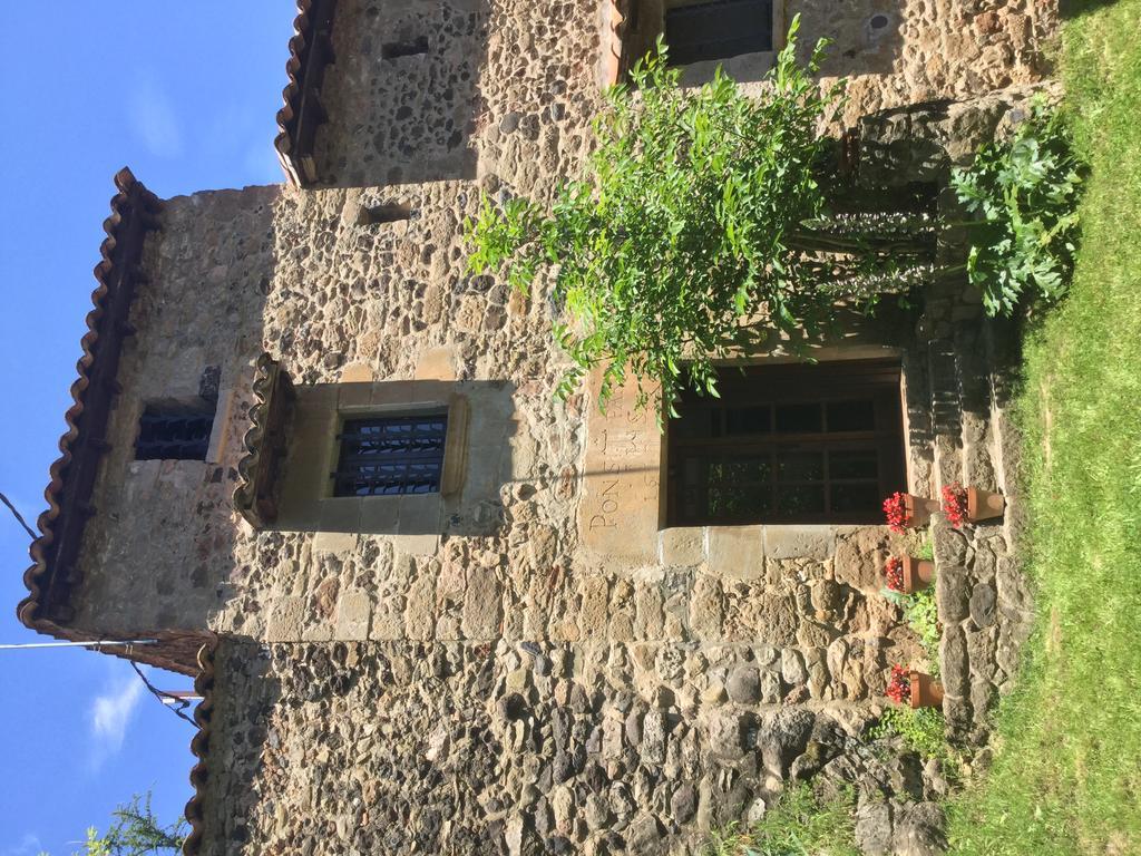 Mas Pardas Santa Pau Exterior photo